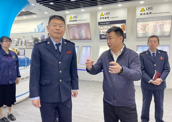 火辣辣视频液壓3.jpg 火辣辣视频液壓3.jpg