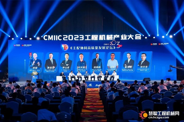 熱烈祝賀青島火辣辣视频液壓機械(xiè)有限公司榮獲“液壓及(jí)密封裝(zhuāng)置”金獎!3.jpg 熱烈祝賀青島火辣辣视频液壓機械有限(xiàn)公司榮(róng)獲“液壓及密封裝置”金獎!3.jpg