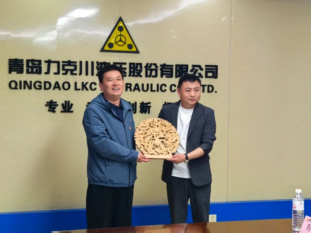 共敘鄉情&nbsp;&nbsp; 共謀發展（zhǎn）4.jpg